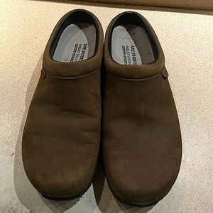 Merrell Nubuck clogs size 9